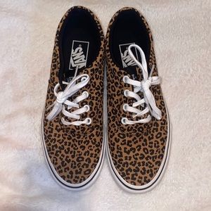 Van shoes never been used size 7.5